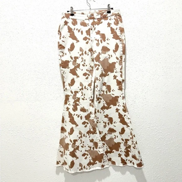 Altar'd State High rise animal print extra Flare Pants L - Picture 2 of 11